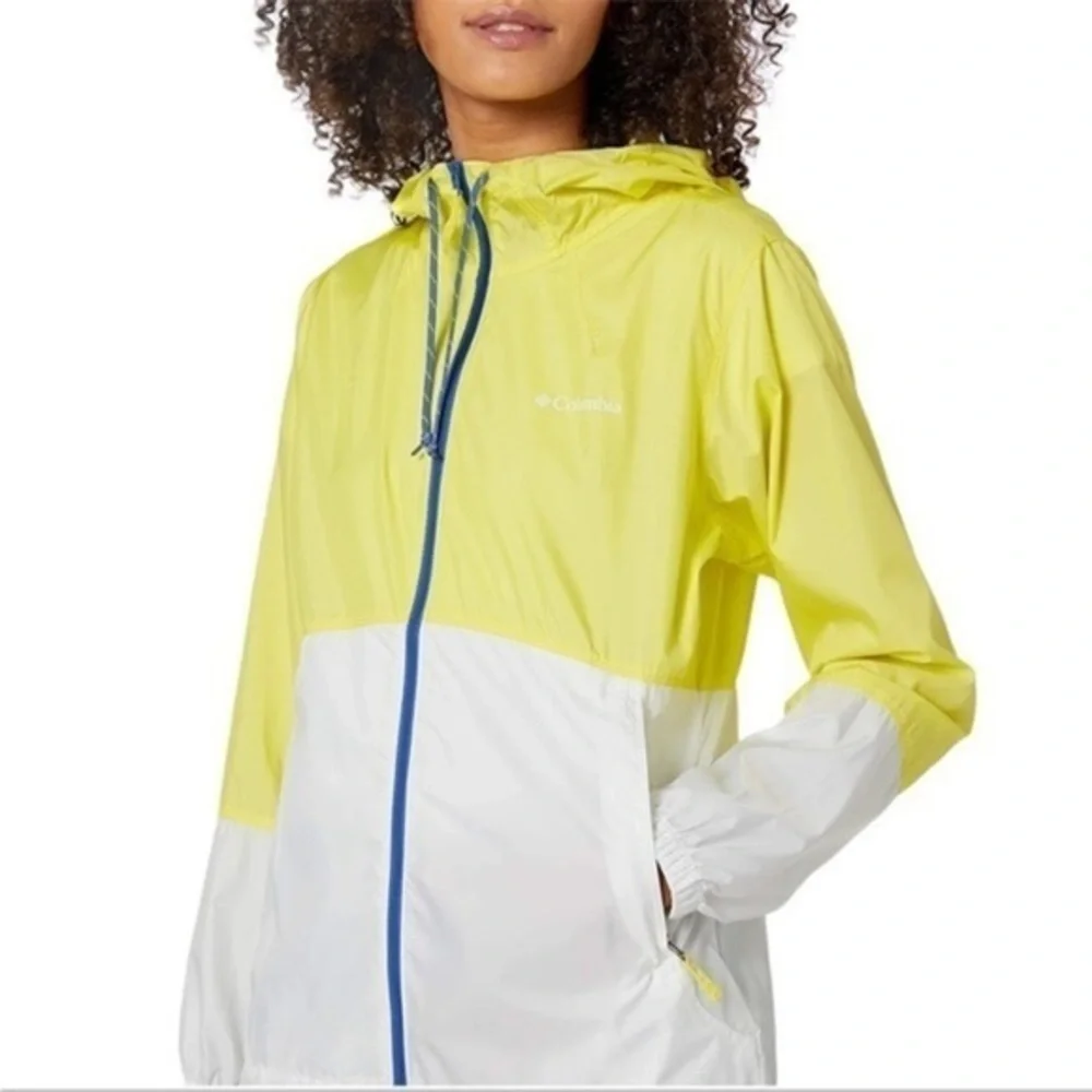 Columbia Women’s Flash Forward Water Resistant Windbreaker Jacket